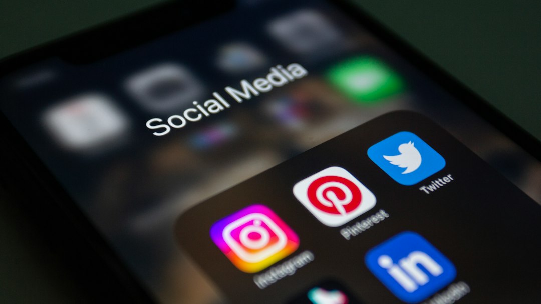 Photo social media user rights