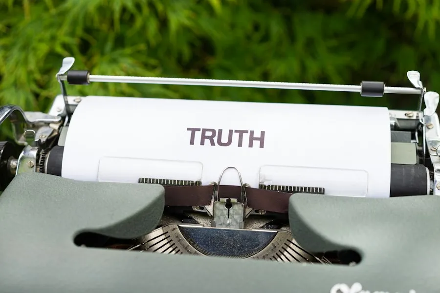 common journalist role mistakes